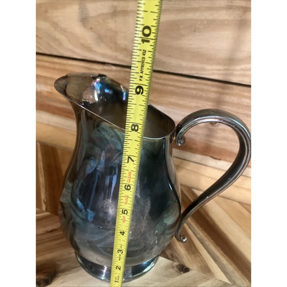Vintage Silverplate Pitcher with Ice Lip By Gorman - Picture 14 of 15